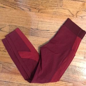 LULULEMON “box it out” red leggings 7/8